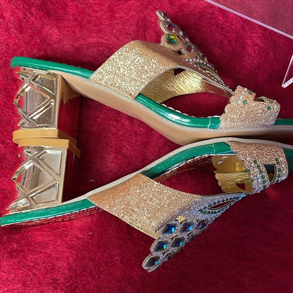 JEWELED HEELS GOLD, GREEN, PINK AND AMBER COLORED GEMS MIRRORED HEELS SIZE 38 - Picture 8 of 12